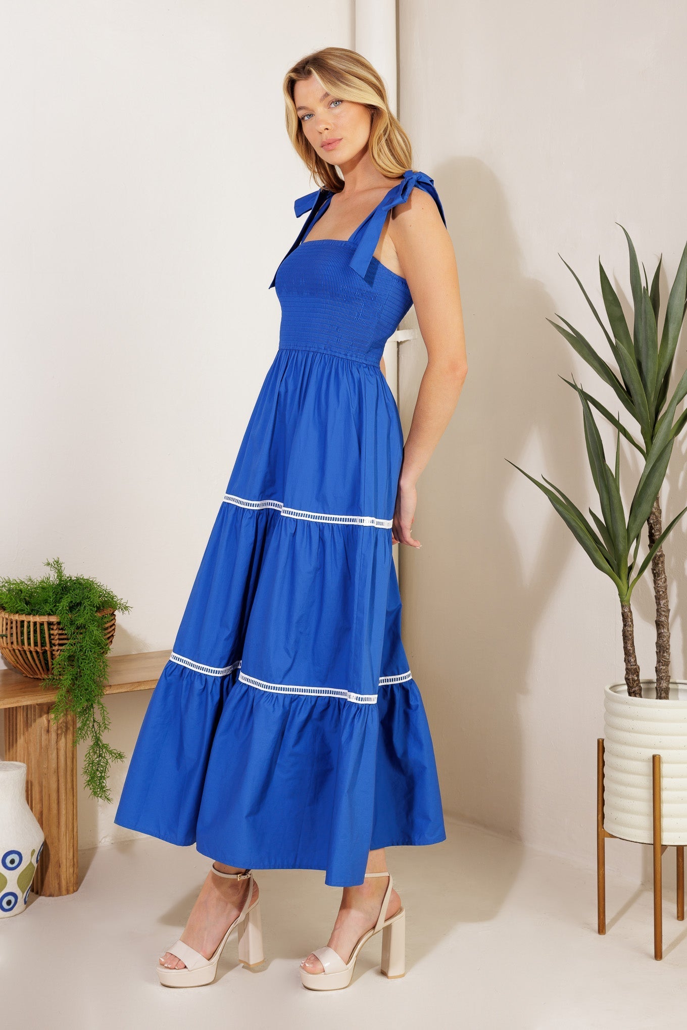 BETTER THAN EVER - LACE TRIM POPLIN MIDI DRESS